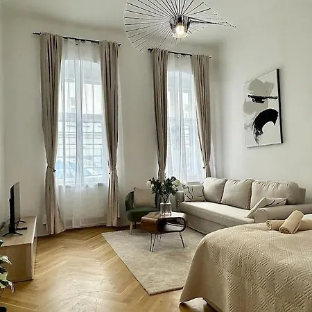 Close To Metro, 10 Minutes To Mariahilferstrasse Wien Exterior foto