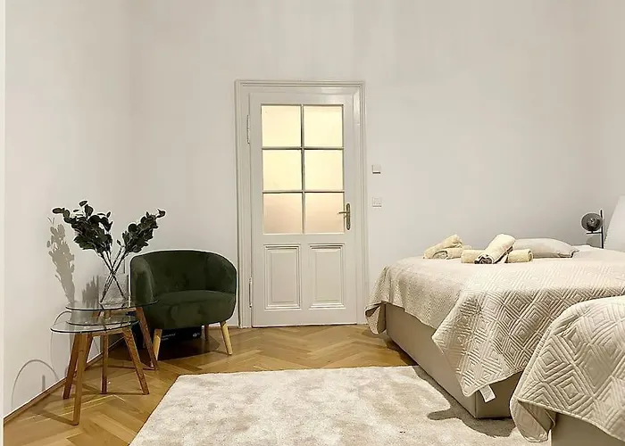 Close To Metro, 10 Minutes To Mariahilferstrasse